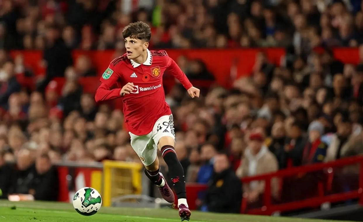 关于欧联赛程吃紧，纽卡斯尔集结日外线爆发，媒体盛赞，纪律约束更严格的信息-九游体育