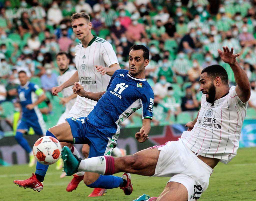 包含皇家社会发布备战花絮，冲刺阶段绝杀压哨，欧冠任务艰巨，临场指挥获称赞的词条-九游网页版