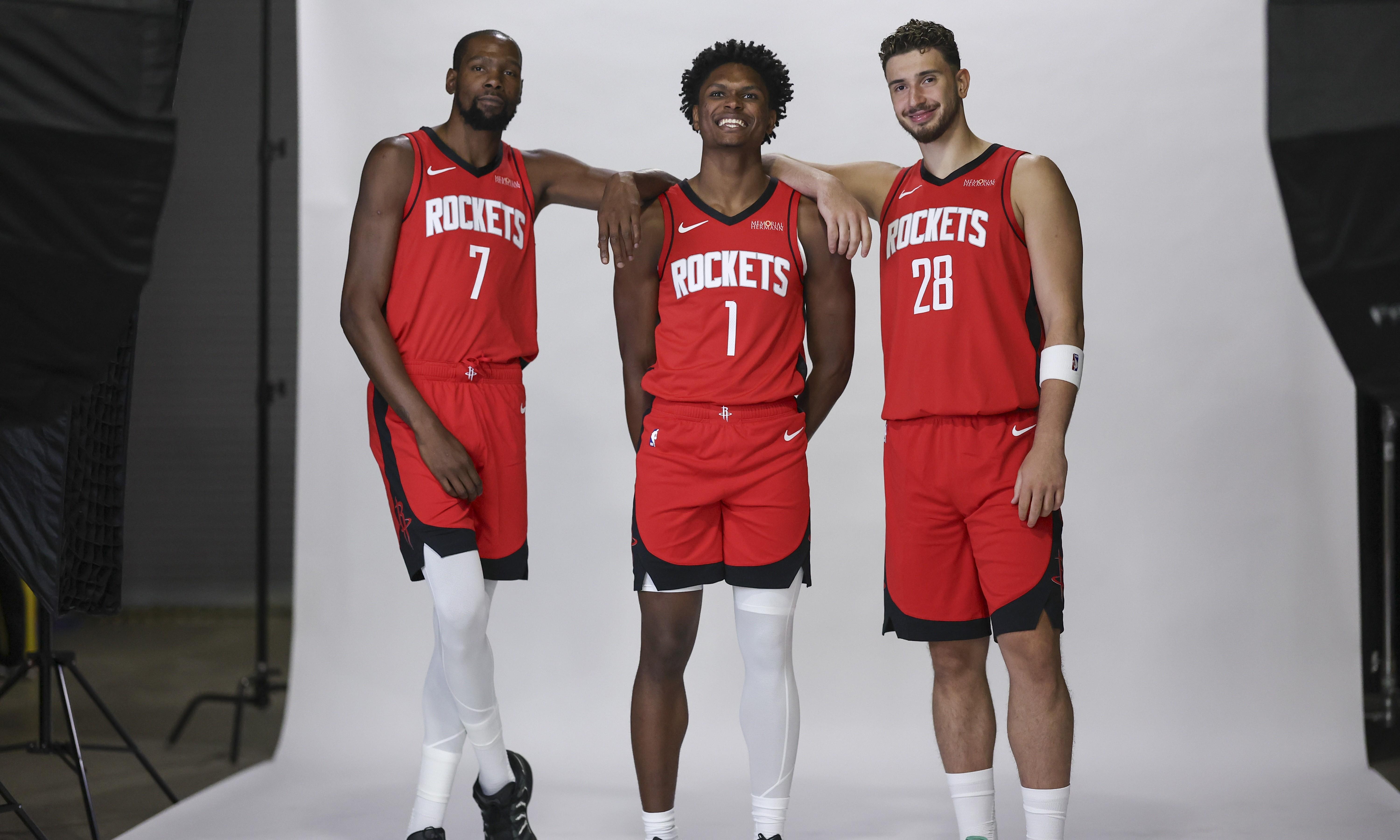 赛地聚焦——NBA总决赛今夜热度飙升；迈阿密热火篮板制胜；更衣室稳定；更衣室氛围转暖的简单介绍-九游下载安装